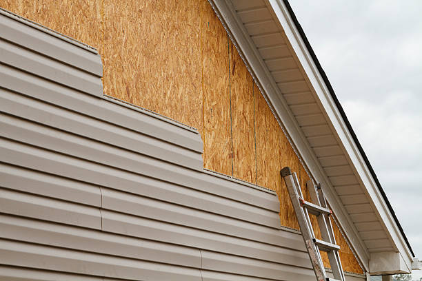 24/7 Emergency Siding experts in Hinckley, OH